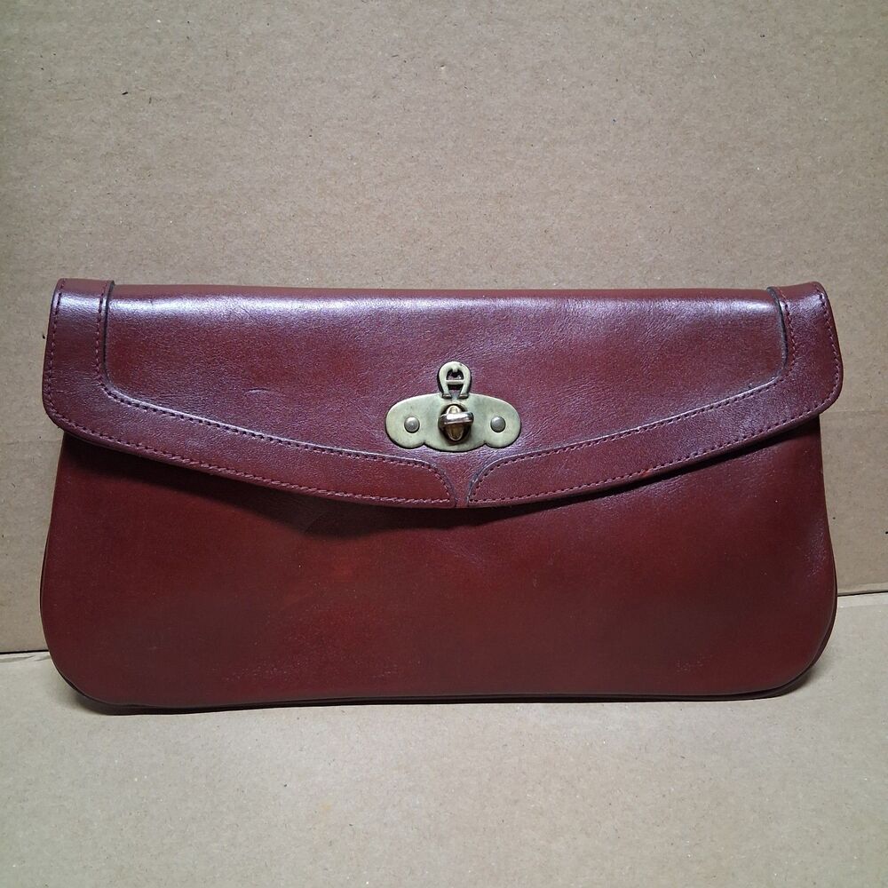Vintage Etienne Aigner Burgundy Leather Clutch + Mirror Set NOS Gold Hardware - Picture 4 of 13